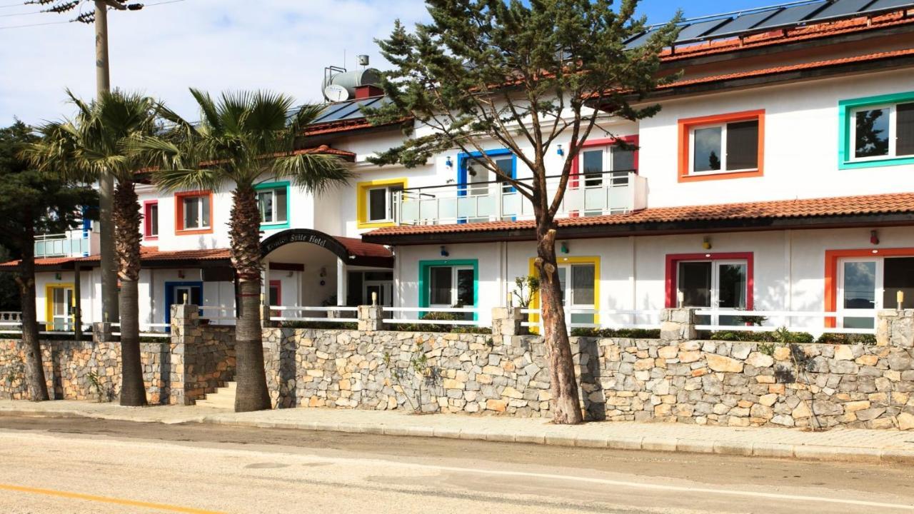 Konfor Suite Otel Cedit エクステリア 写真