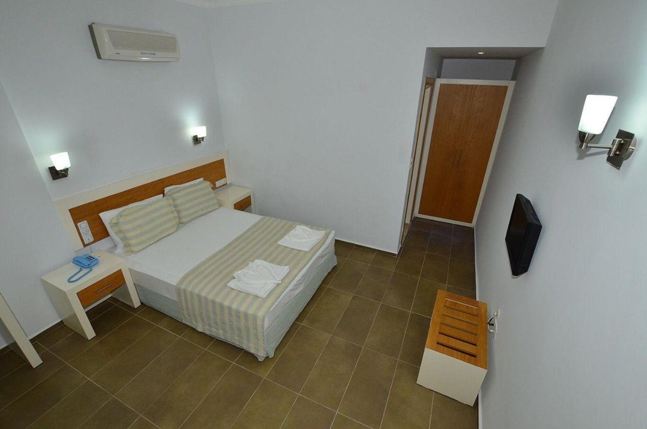 Konfor Suite Otel Cedit エクステリア 写真