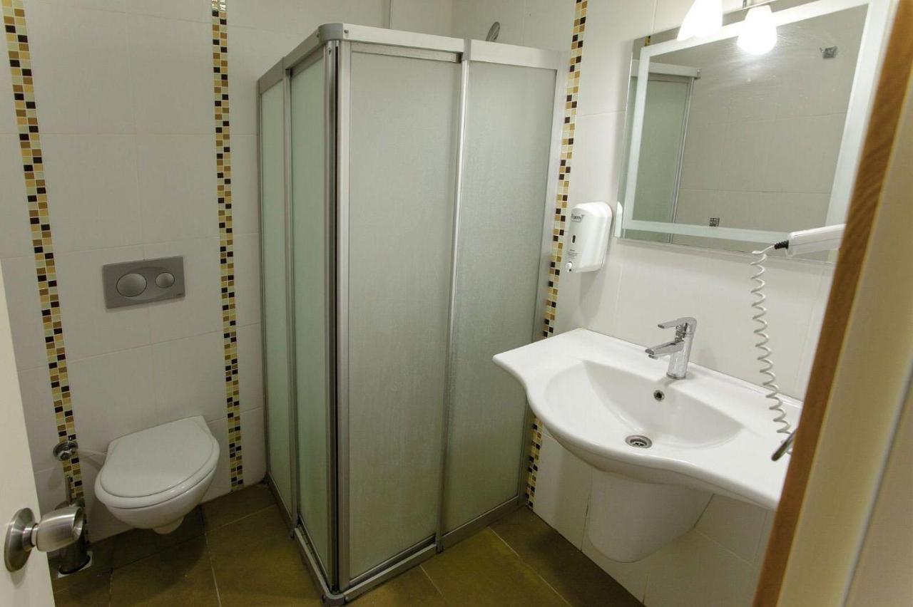 Konfor Suite Otel Cedit エクステリア 写真